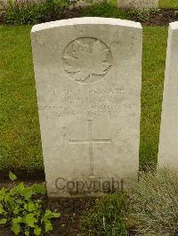 Etaples Military Cemetery - Johnson, W